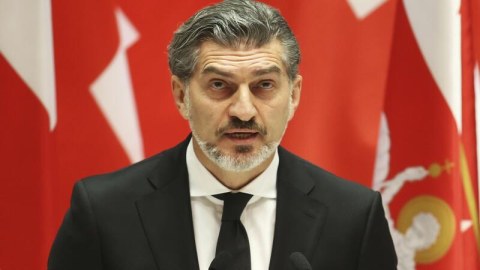Gürcüstan Prezidenti İrəvandadır - YENİLƏNİB