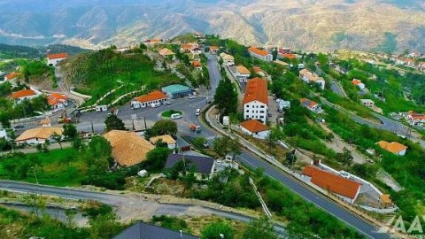 Siyasi partiya liderləri Laçına gedirlər