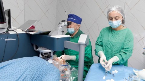 65 jurnalist ödənişsiz göz müayinəsindən keçib - FOTO