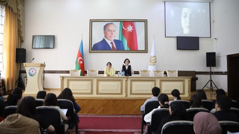 Gəncə Dövlət Universitetində tələbələrə təlim keçirilib - FOTO