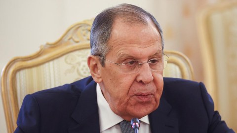 Atəşkəs tələb edirlər, çünki Ukrayna məğlub olur - Lavrov
