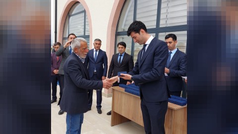 Sarıcalıya köçənlərə evlərin açarları verildi - FOTO