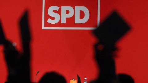 Almaniyada yeni hökumət üçün ilk addım