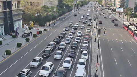 Tıxaclı yollar... - SİYAHI
