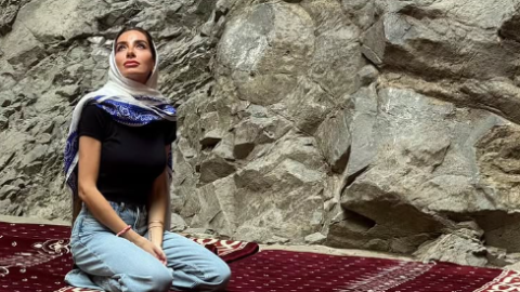 Arzu Əliyeva Əshabi-Kəhf ziyarətgahında - FOTO