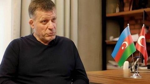 Oleq Bakinski həbsdən buraxıldı