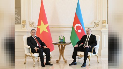 Prezidentin To Lamla məhdud tərkibdə görüşü başlayıb