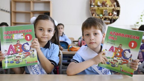 100 min uşaq 1-ci sinifə qəbul olub