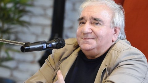 Ramiz Rövşənə ayda 1500 manat VERİLƏCƏK