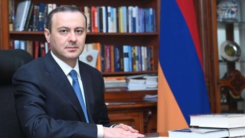 Ermənistanın Təhlükəsizlik katibi Hindistana gedir