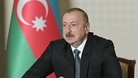 İlham Əliyev Roma Papasını təbrik etdi