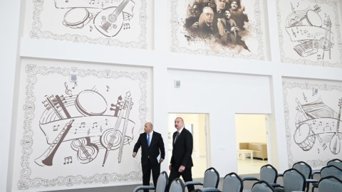 Dövlət başçısı Ağdamda klub-icma mərkəzində - FOTO