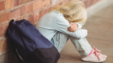 Ermənistanda valideynlər&nbsp;şagirdləri&nbsp;məktəbə buraxmır