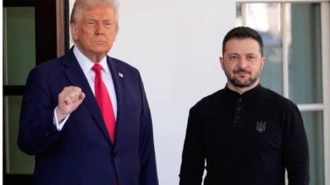 Zelenski qalmaqallı sazişi təsdiqlədi