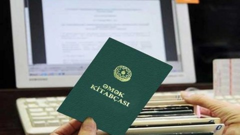 Baş nazirdən əmək kitabçaları ilə bağlı QƏRAR