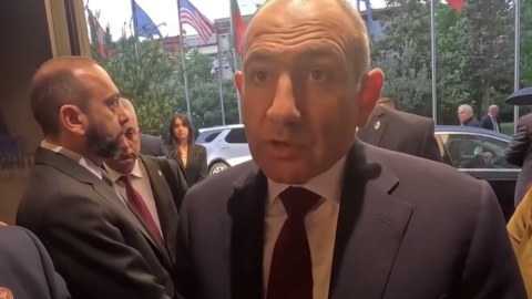 Paşinyanın müsahibəsində Azərbaycanı qane etməyən MƏQAMLAR