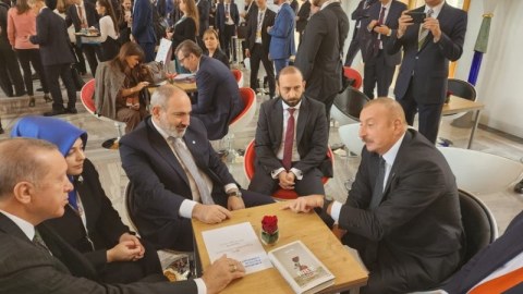 İlham Əliyevlə Paşinyan Tiranadadırlar -&nbsp;Liderlər görüşə bilər?