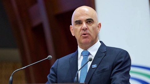 "Azərbaycan və Ermənistan rəhbərliyi ilə danışıqlar aparacağıq"