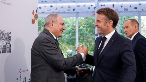 Paşinyan Makronla nələr danışıb?
