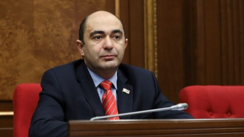 Ermənistanda baş nazir vəzifəsinə namizəd irəli sürüldü - Paşinyana rəqib