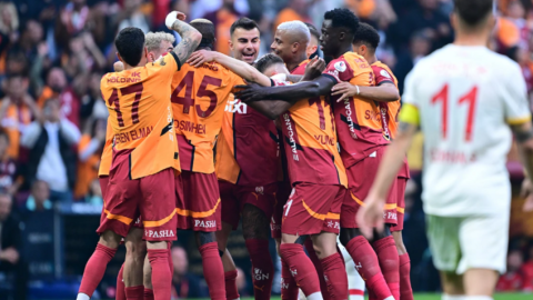 Qalatasaray 25-ci dəfə Türkiyə çempionu olub&nbsp;