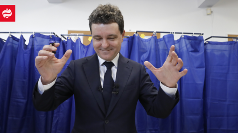Rumıniyada prezident seçkisinin qalibi məlum oldu