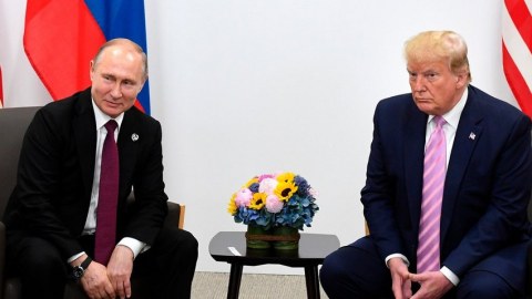 Trampla Putin&nbsp;2 saat danışdılar