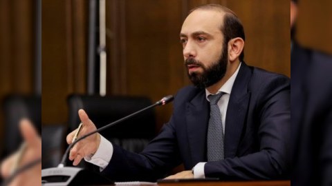 Mirzoyan Fransa xarici işlər naziri ilə danışdı