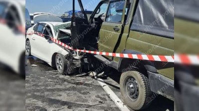 Ermənistanda hərbi maşın qəzaya düşdü: 1 ölü, 3 yaralı