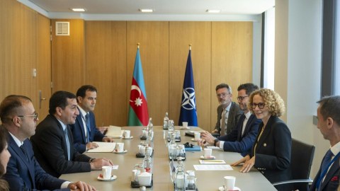 Hikmət Hacıyev Brüsseldə mühüm görüş keçirdi