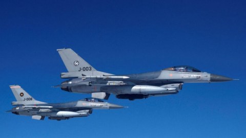 Niderland Ukraynaya &ldquo;F-16&rdquo; qırıcıları&nbsp;verəcək