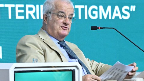 Sosial şəbəkələrdə İslama qarşı nifrət dolu ifadələr 21 faiz artıb