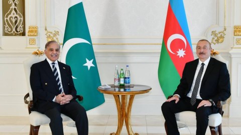 Şahbaz Şərif İlham Əliyevi təbrik etdi