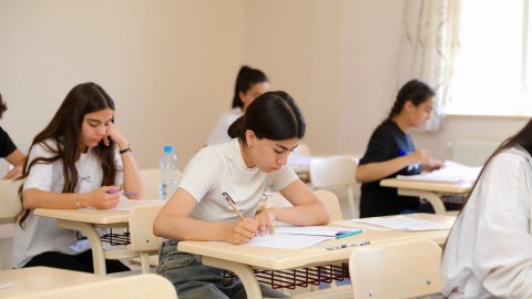 DİM 2-ci cəhd imtahanlara yazılan abituriyentlərə müraciət etdi