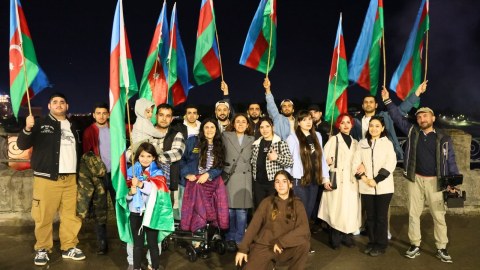 Niaqara şəlaləsi Azərbaycan bayrağının rəngləri ilə işıqlandırıldı