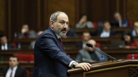 &ldquo;Paşinyan iylənmiş siyasi meyitdir&rdquo; - Deputat