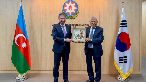 BMU rektoru Azərbaycanın Koreyadakı səfirliyində olub - FOTO