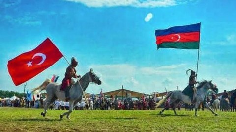 Bir mahnıya düşən kölgə:&nbsp;&ldquo;Çırpınırdı Qara dəniz&rdquo;in erməniləşdirilmə ssenarisi - VİDEO