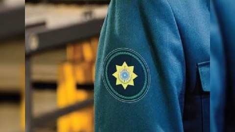 Məhkəmə saxtakarlıq edən gömrük işçisinə bu cəzanı verdi
