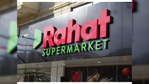 "Rahat market" müştərini aldatdı