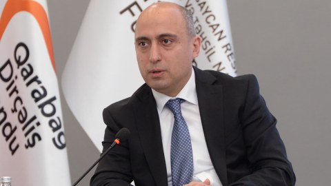 Bakalavrda təhsil alanların hamısı iş tapa biləcəkmi? - Emin Əmrulayev