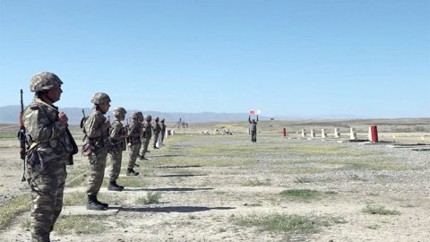 Naxçıvanda hərbi vəzifəlilərlə təlim toplanışı keçirildi - VİDEO