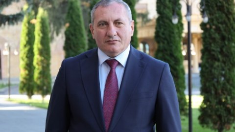 Ermənistanda qubernator istefa verdi