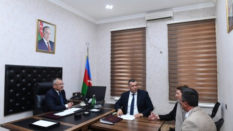 Rövşən Rzayev vətəndaşların növbəti qəbulunu keçirib - FOTOLAR