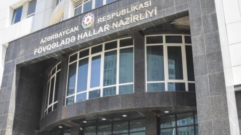 Zəlzələdəki dağıntılarla bağlı nazirliyə müraciət edilib?