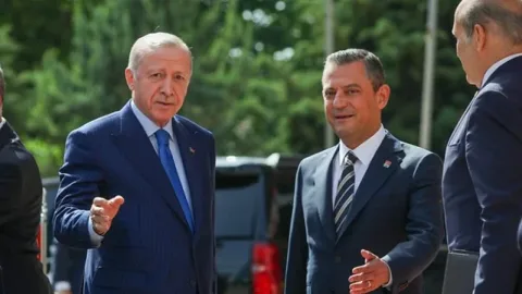 Ərdoğan CHP liderinə zəng etdi