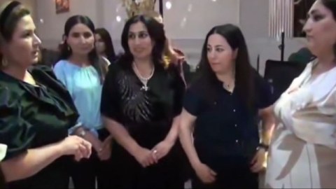 Hədiyyələri hörmətsizlik olmasın deyə qəbul etdim - Videosu yayılan müəllim DANIŞDI