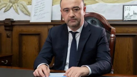 Dərbəndin yeni azərbaycanlı meri KİMDİR...
