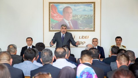 İcra başçısının sakinlərlə səyyar görüşləri davam edir
