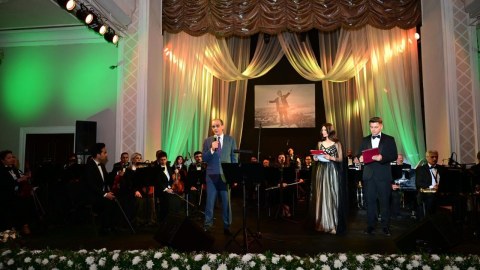 Rəşid Behbudovun xatirə otağı yaradılıb